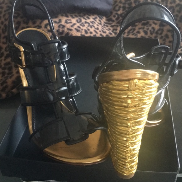 Dolce & Gabbana Sandals - Picture 1 of 8